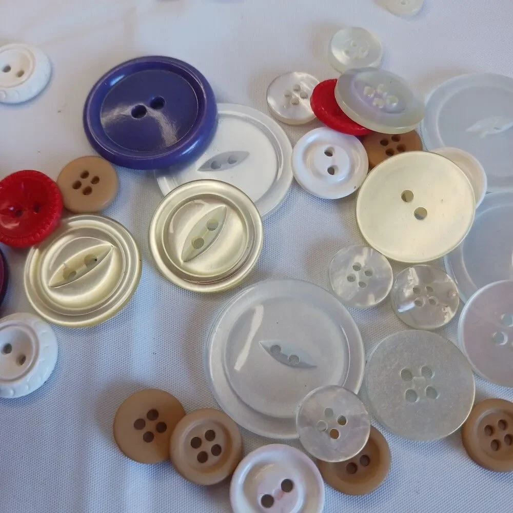 Vintage Buttons Mixed Lot New & Used Mother of Pearl Metal Leather Plastic